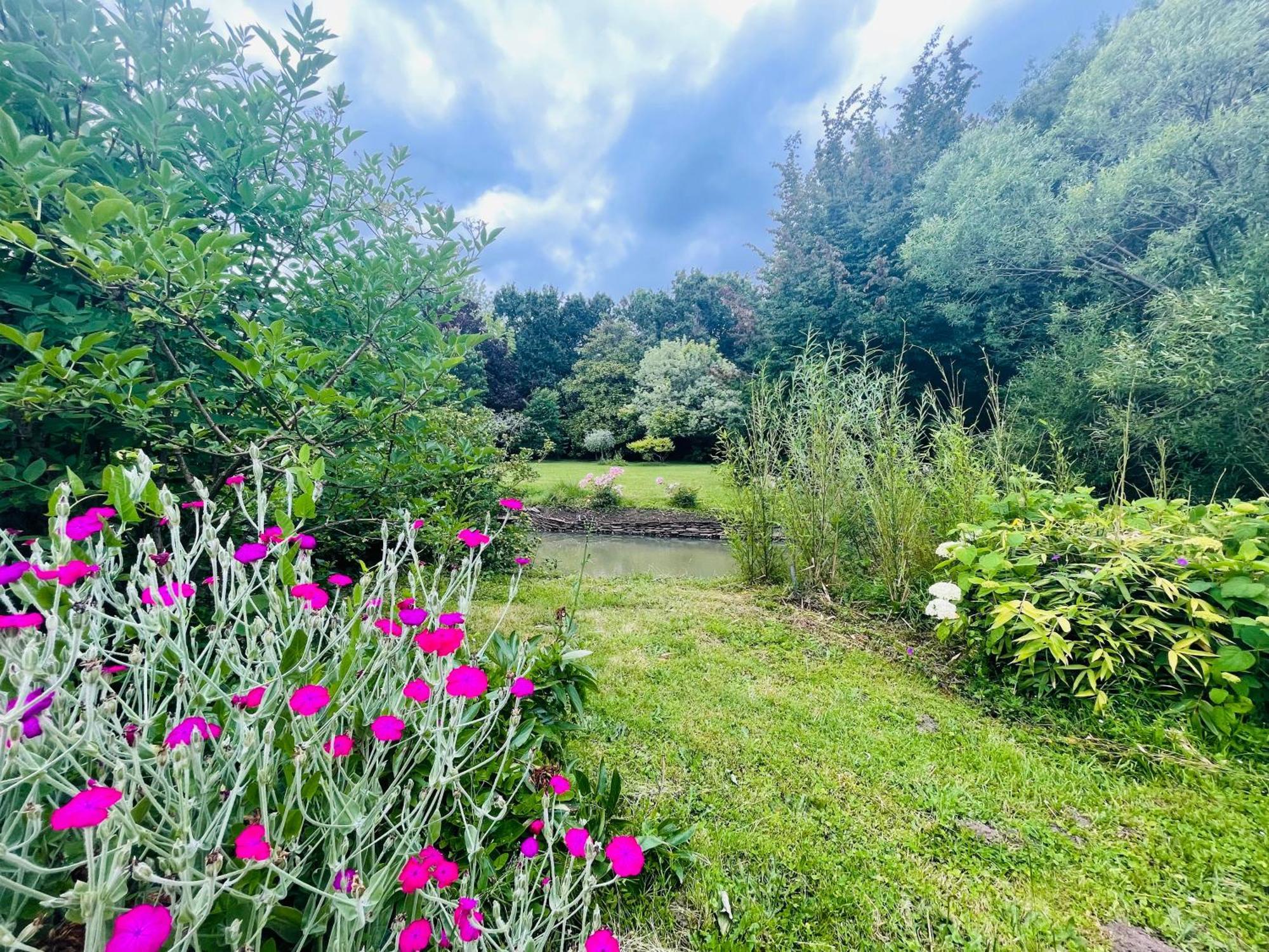 Villa Domaine Jeanne De Laval La Bohalle Esterno foto